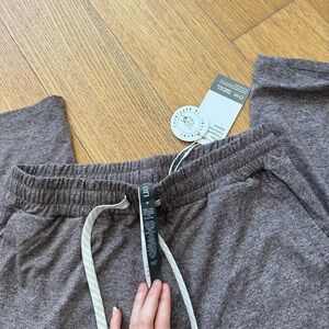 Vuori Halo Essential Wideleg Pant Huckleberry Heather